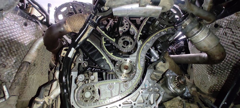 Reparatii auto - Servicii de mecanica profesional !