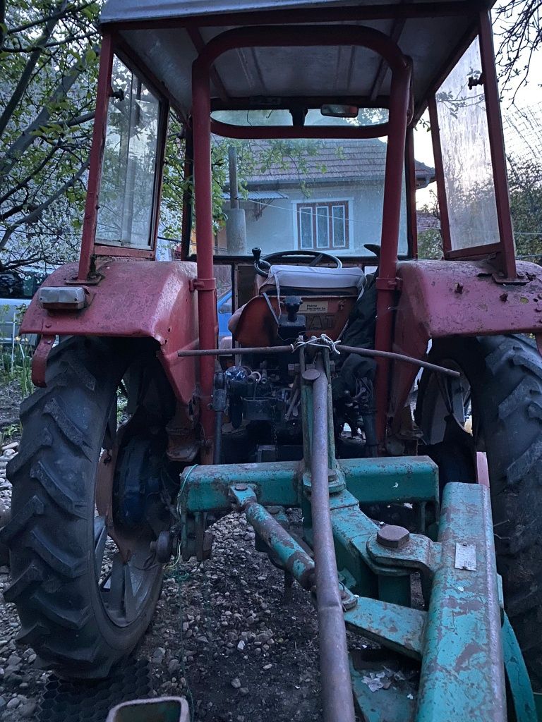 Tractor fiat cu cabin