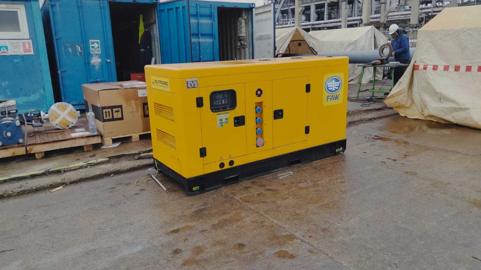 Generator de curent trifazat/monofazat 40kw/50kva din stoc nou