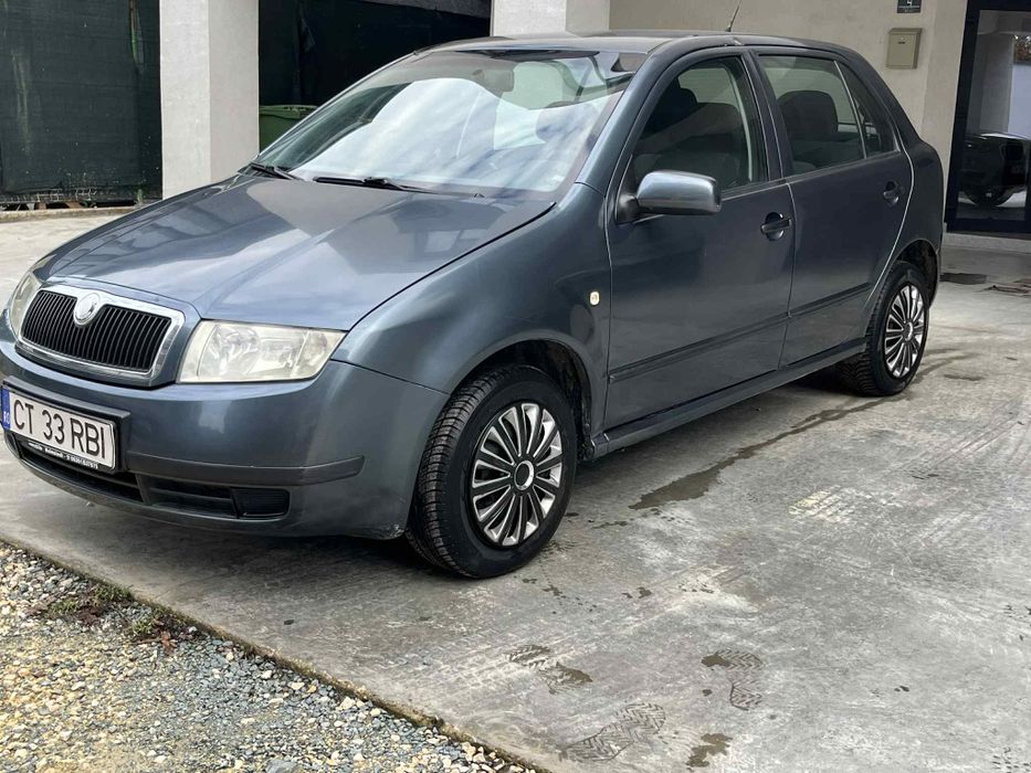Vând scoda fabia