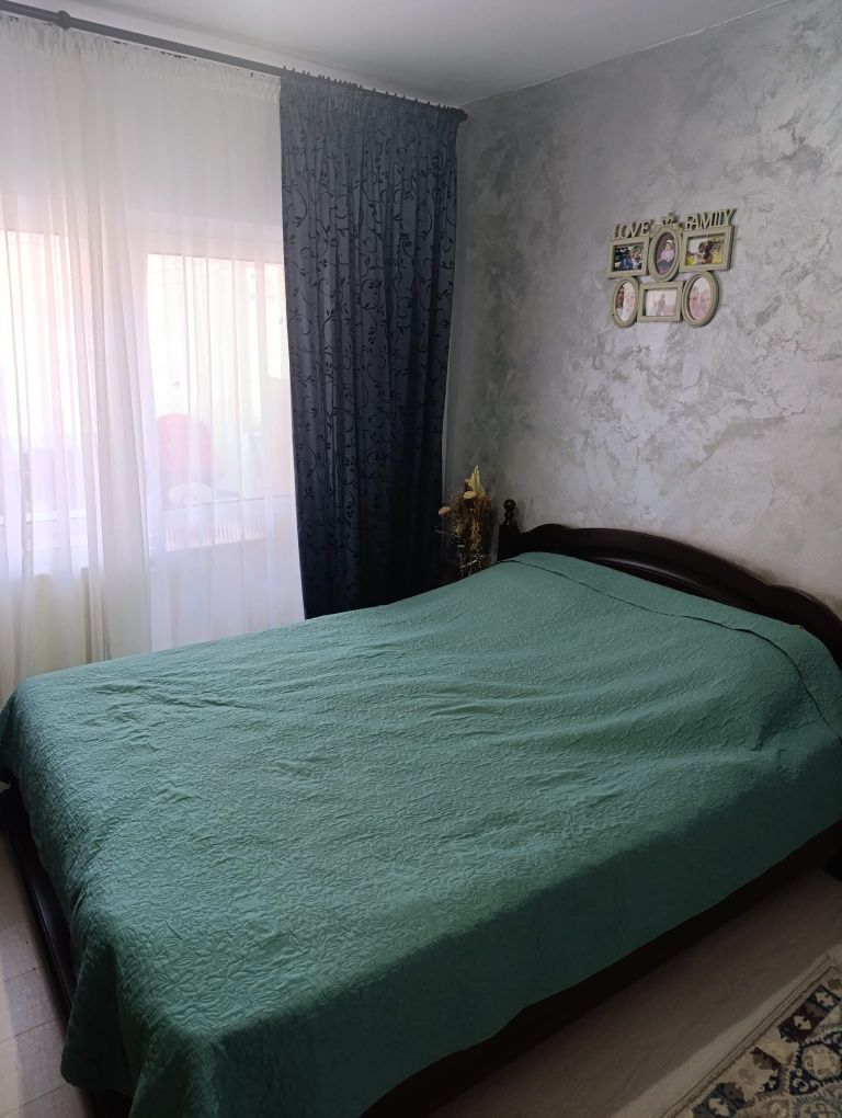 Apartament 3 camere decomandat