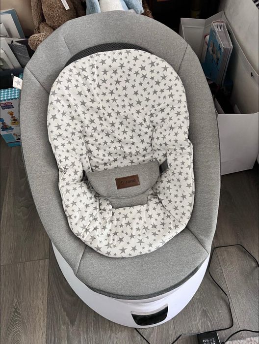 Електрическа люлка за бебе Jane moon 99% ново