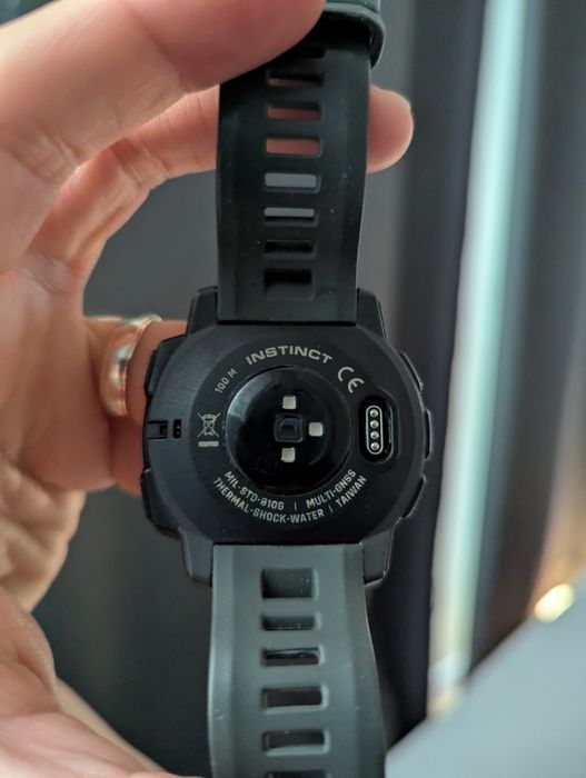 Garmin Instinct Отлично състояние