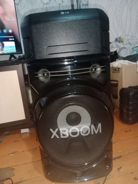 Колонка LG  XBoom