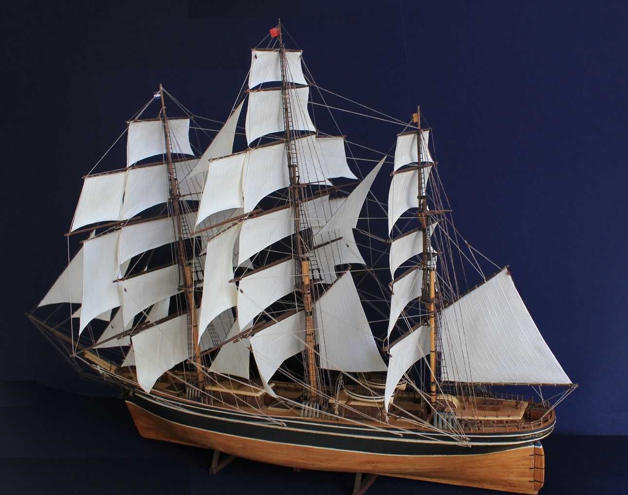 Макет на ветроходен кораб – клиперът Cutty Sark