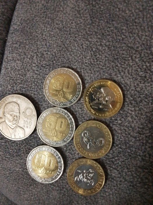 Продам монеты обращаться в личку