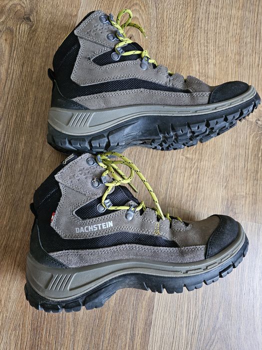 Туристически обувки