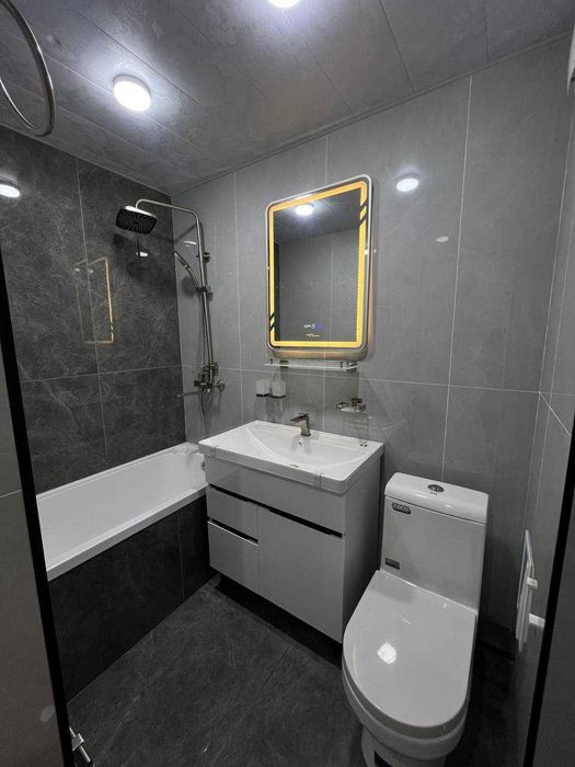 М. Горький ,Продам квартиру с новым ремонтом, 2*3/2/4, 55 м2,