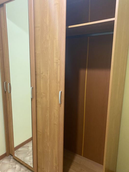 Шкаф для одежды б/у