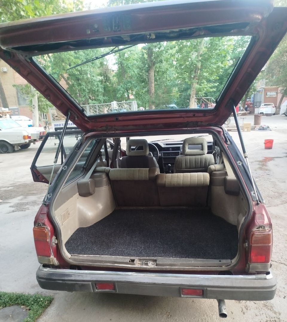 Nissan bluebird 1986