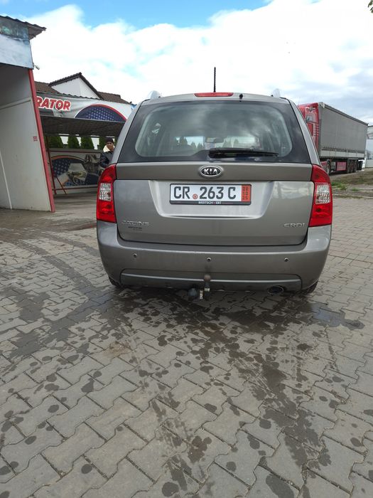 Vand Kia carens 1.6