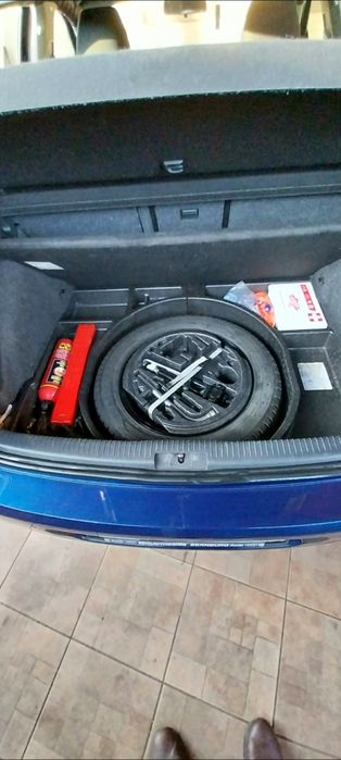 VW GOLF 6 1.6Tdi 105 cp hatchback