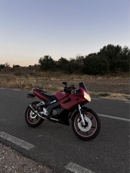 Vand sau schimb Honda CBR 125