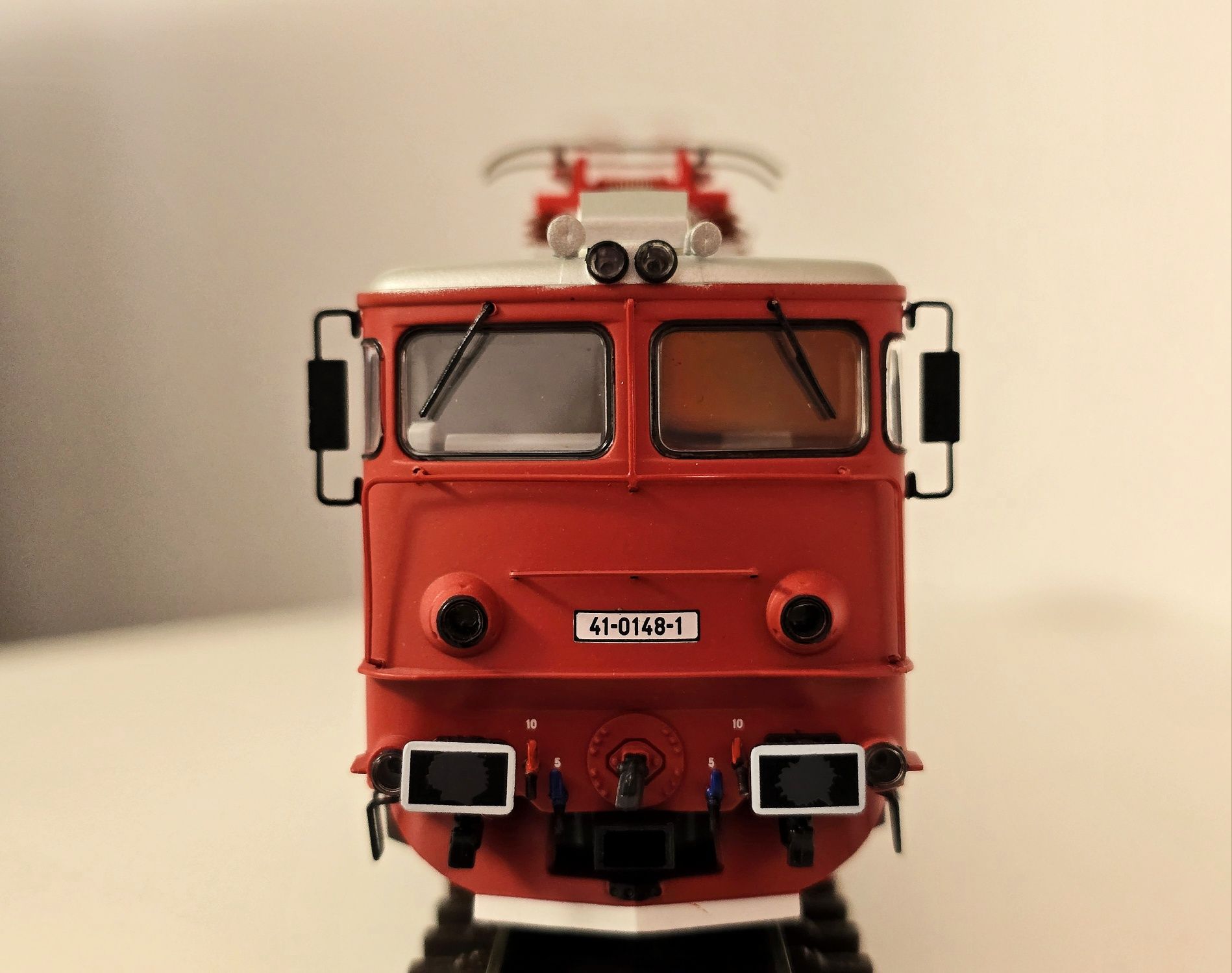 Locomotiva CFR 060 EA HoRa Digitala Amintiri Feroviare Cutie/Accesorii