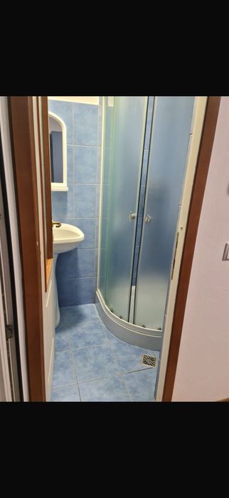 Garsoniera de închiriat