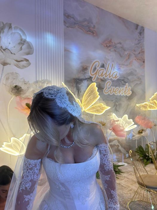 Vând rochie de mireasa Milla Nova