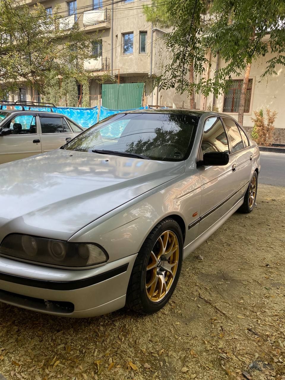 BMV E39 madel faqat naxtga