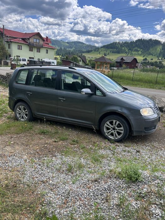 Dezmembrez Volkswagen Touran 1.9 TDI