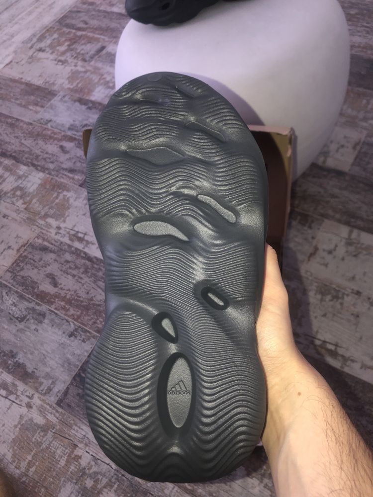 Adidas Yeezy Foam Runner Onyx Originali