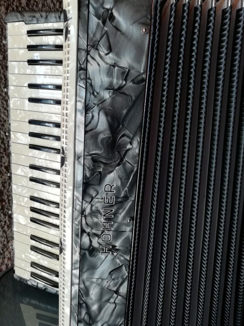 Acordeon hocner 3B