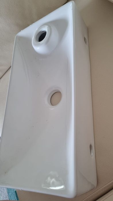 Раковина для туалета новая