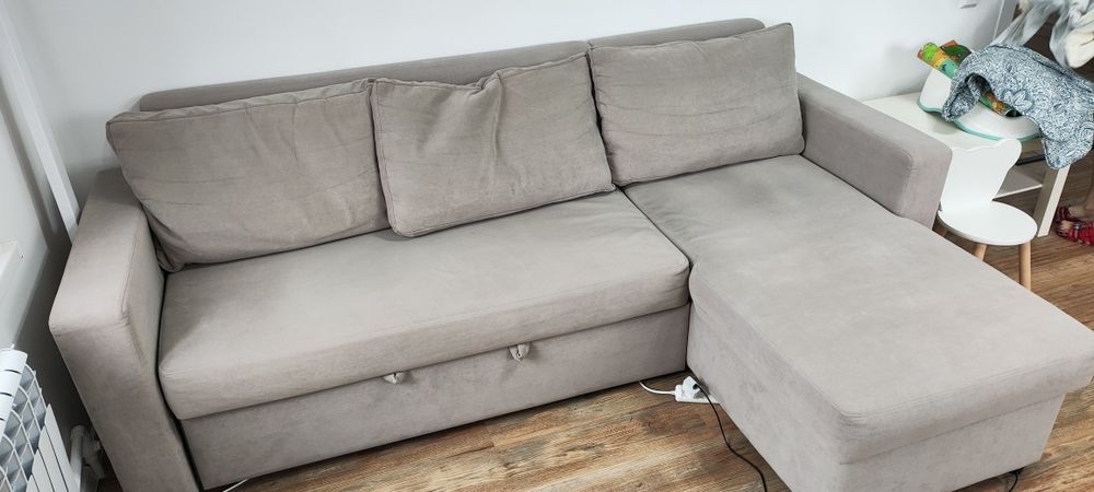 Продам диван угловой 240 85