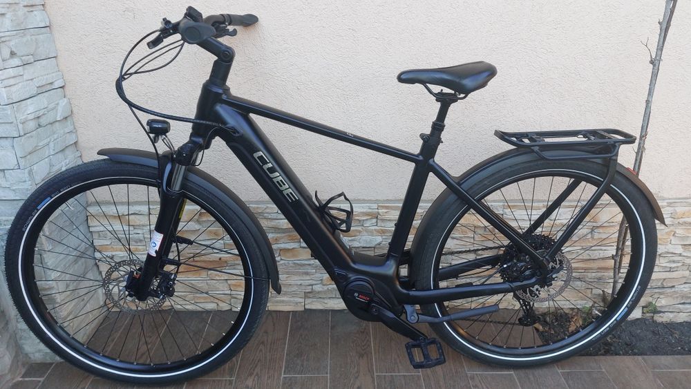Bicicleta electrica Cube bosch smart