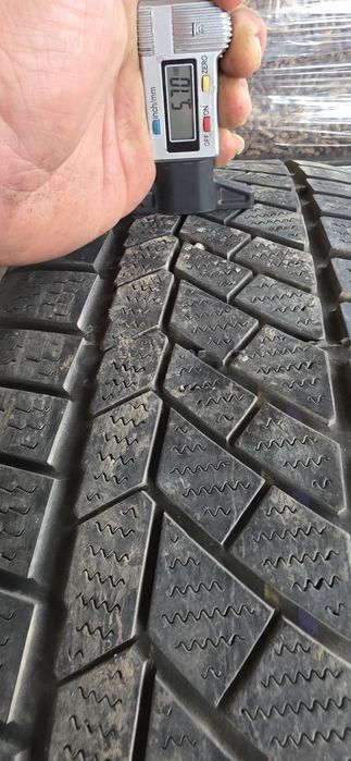 Гуми 2бр 205/60/16 - 1бр - 55лв