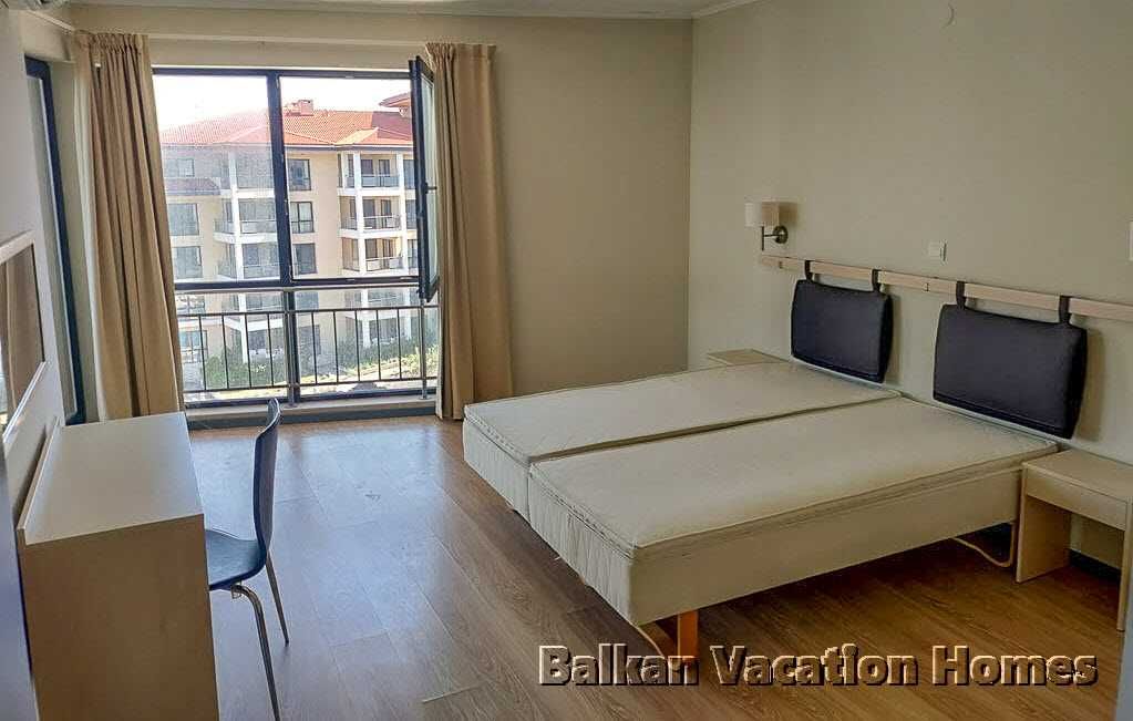 Продава се Тристаен апартамент в Бяла - 150 кв.м за 797 €/кв.м - Снимка #14