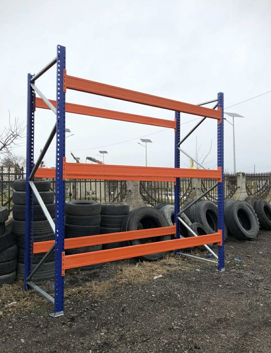 Rafturi metalice 738×773