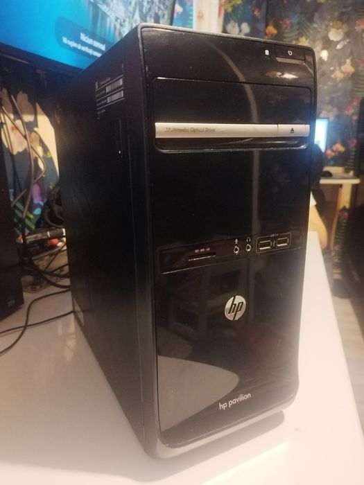 Vand un pc i5 cu 8 gb de ramii gard 320gb