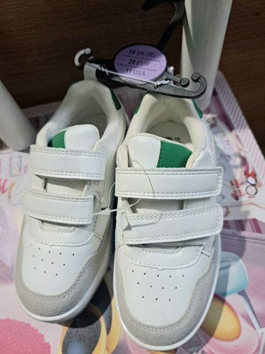 Adidași PRIMARK mărimea 28 , noi