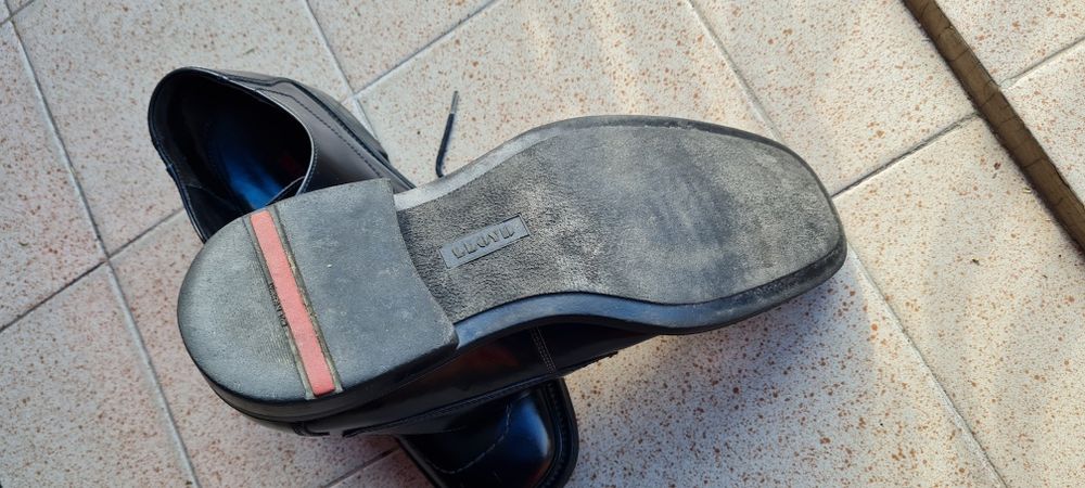 Обувки     Lloyd