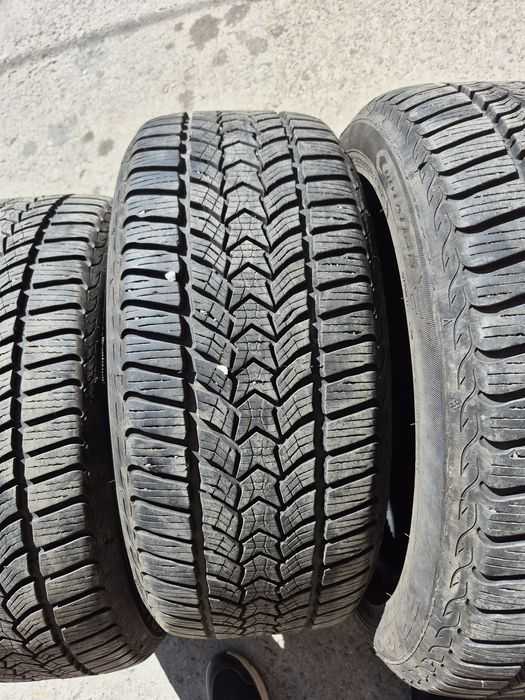 Зимни гуми Debica Frigo HP2 225/50/17 DOT 2122