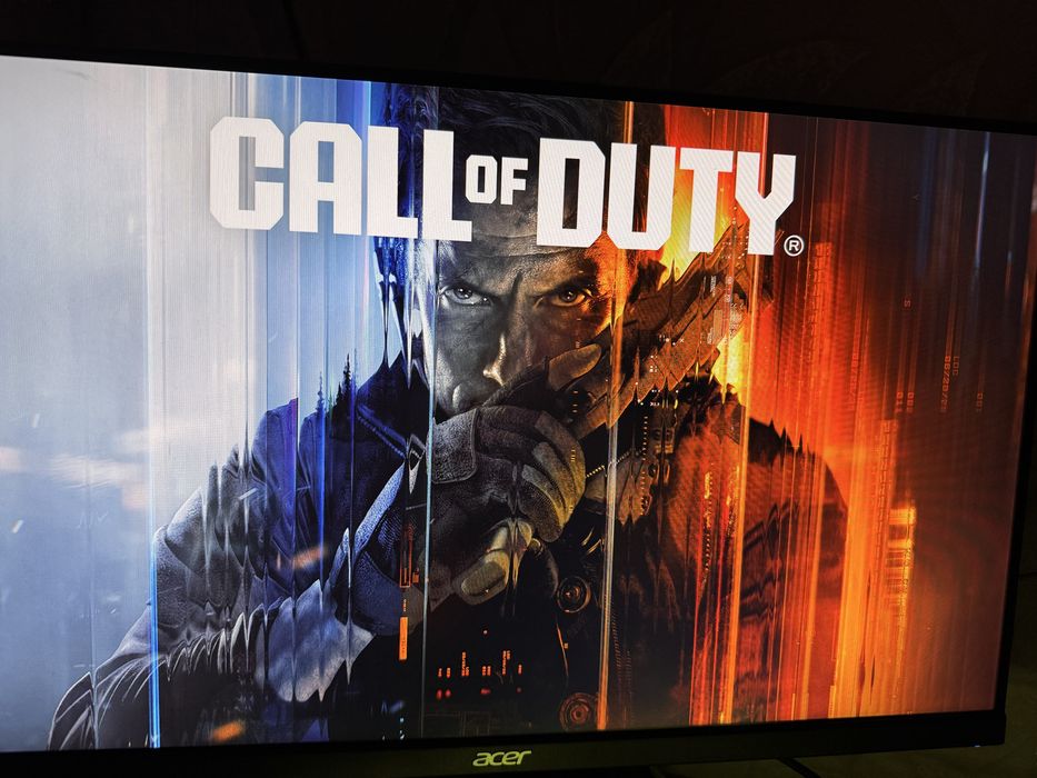 Два монитора с кронштейном и комплектом кабелей