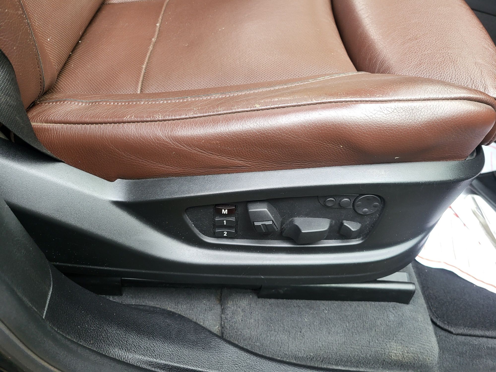 Комфортен салон индивидал за BMW E70 2011г