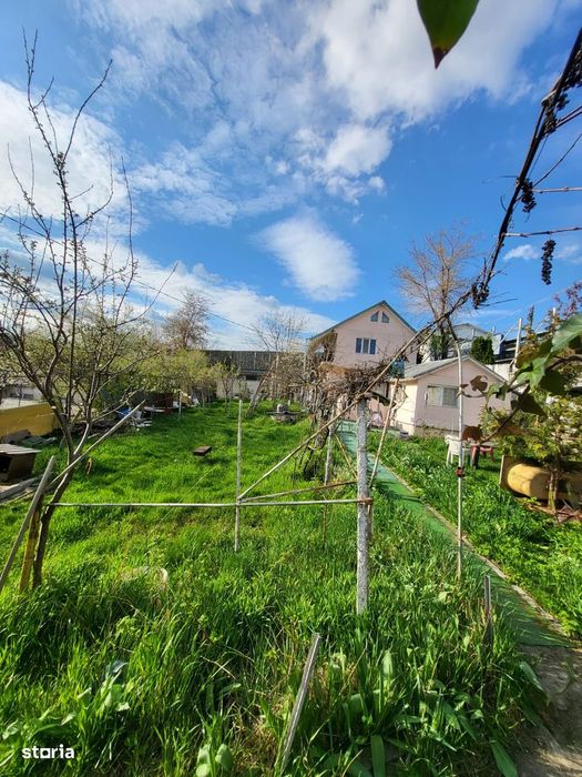 Podu de Fier, Teren 517 mp cu casa batraneasca,