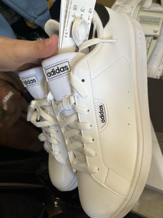 Маратонки Adidas 43.5