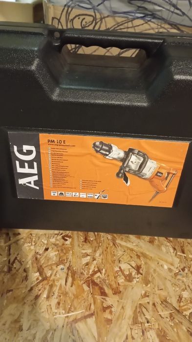 Продам отбойный молоток