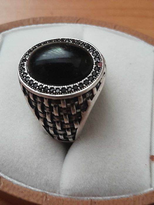 Inel vechi argint 925 marcat, onix, zirconii negre