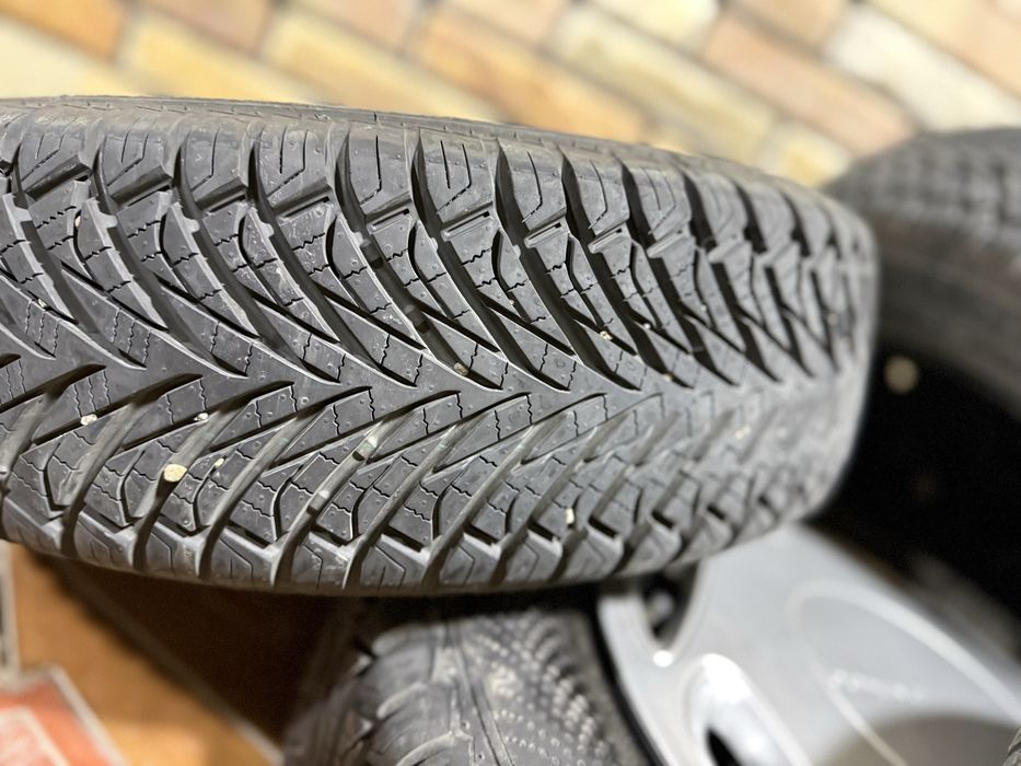 Austone M+S 175/70/13 Yengide Damas Laboga tushadi