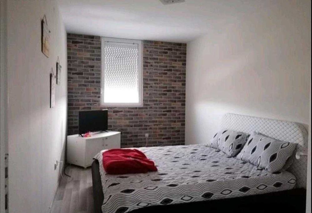 Дава се под наем Тристаен апартамент в София, Зона Б-5 - 89 кв.м за 663 € - Снимка #3