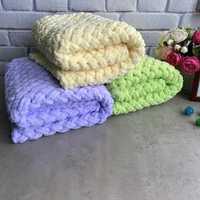 Ръчно плетено бебешко одеялце