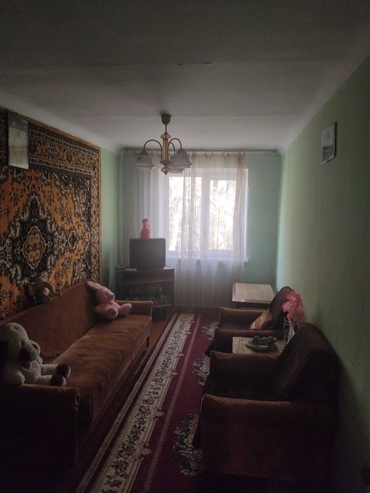 Продается 3-комнатная квартира