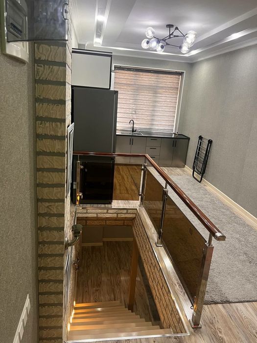 2 хонали люкс дублекс квартира ижарага берилади!!