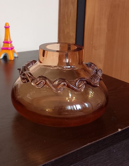 продавам вази и украси