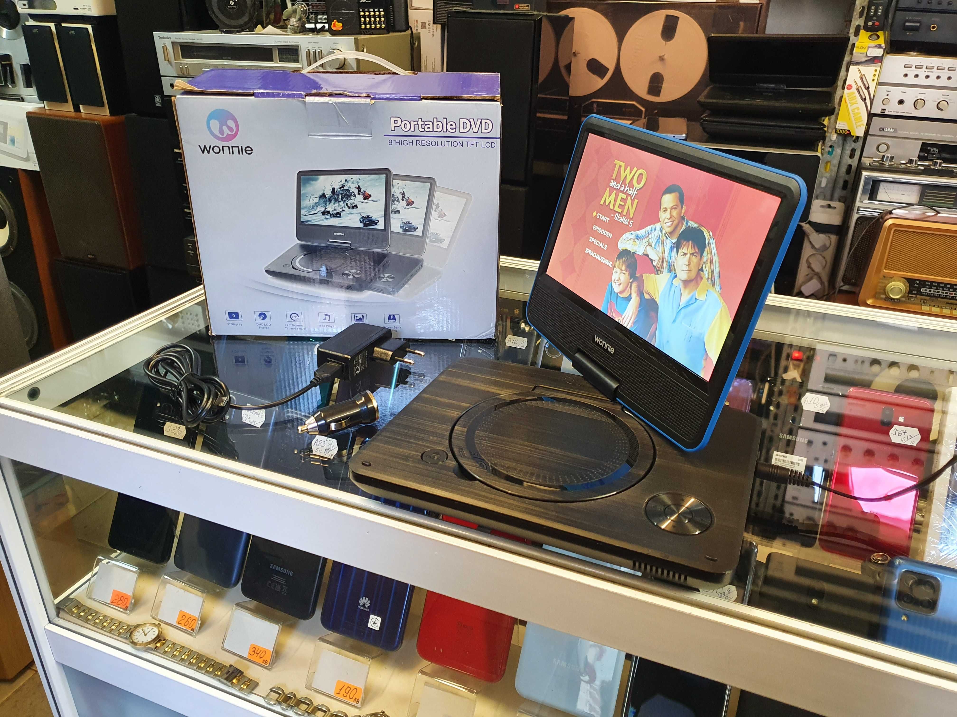 Portable DVD Wonnie W-FR928BL / 9" двд плеър за кола.  12 и 220 волта