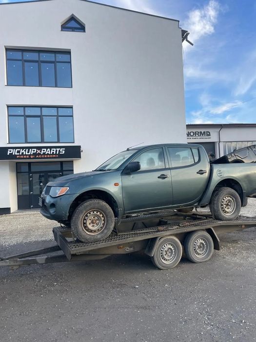 Dezmembrez Mitsubishi L200 2.5 Diesel 2006-2009