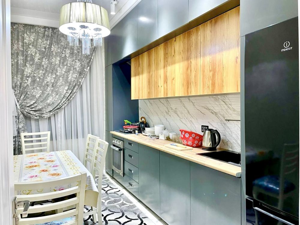 Гагарина.Сдаётся 3х комнатная Люкс в Новостройке.Halol Market