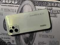 Продам смартфон Realme C35